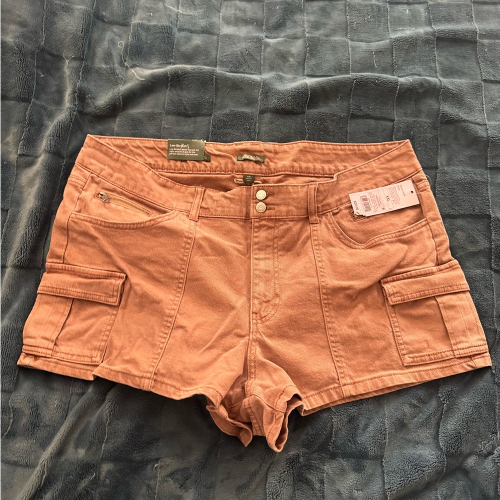 Women's Cargo Shorts
